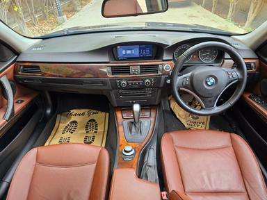 BMW 320I