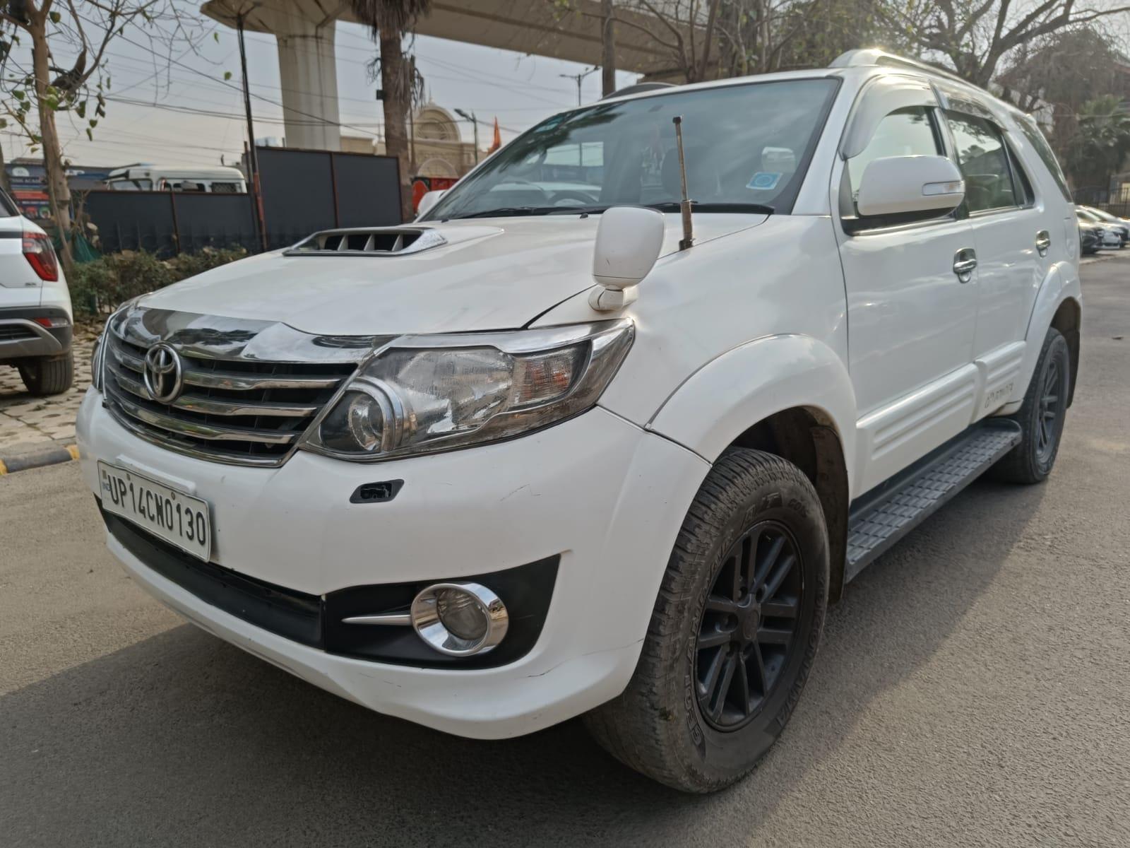 2015 FORTUNER 4X2 MANUAL 1ST