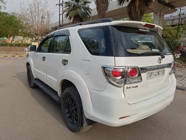 2015 FORTUNER 4X2 MANUAL 1ST