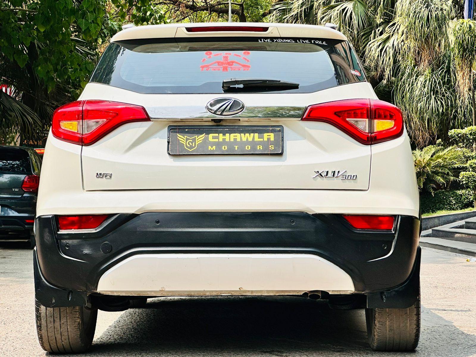 Mahindra XUV 300 w8 with sunroof model 2019 running 49k DL number