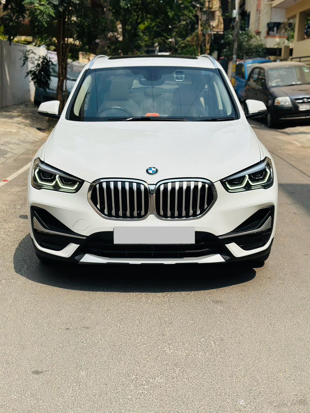 BMW X1 AT 2022 Diesel 2.0Ltr S-Drive 20D X-Line Sunroof