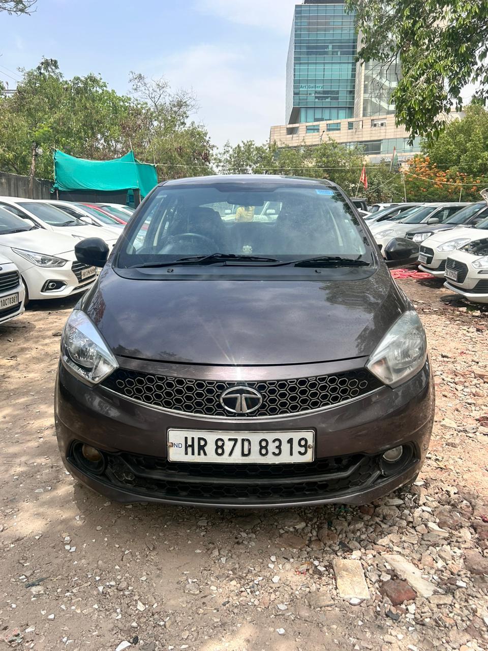 TATA (TIGOR XZ 1.2)