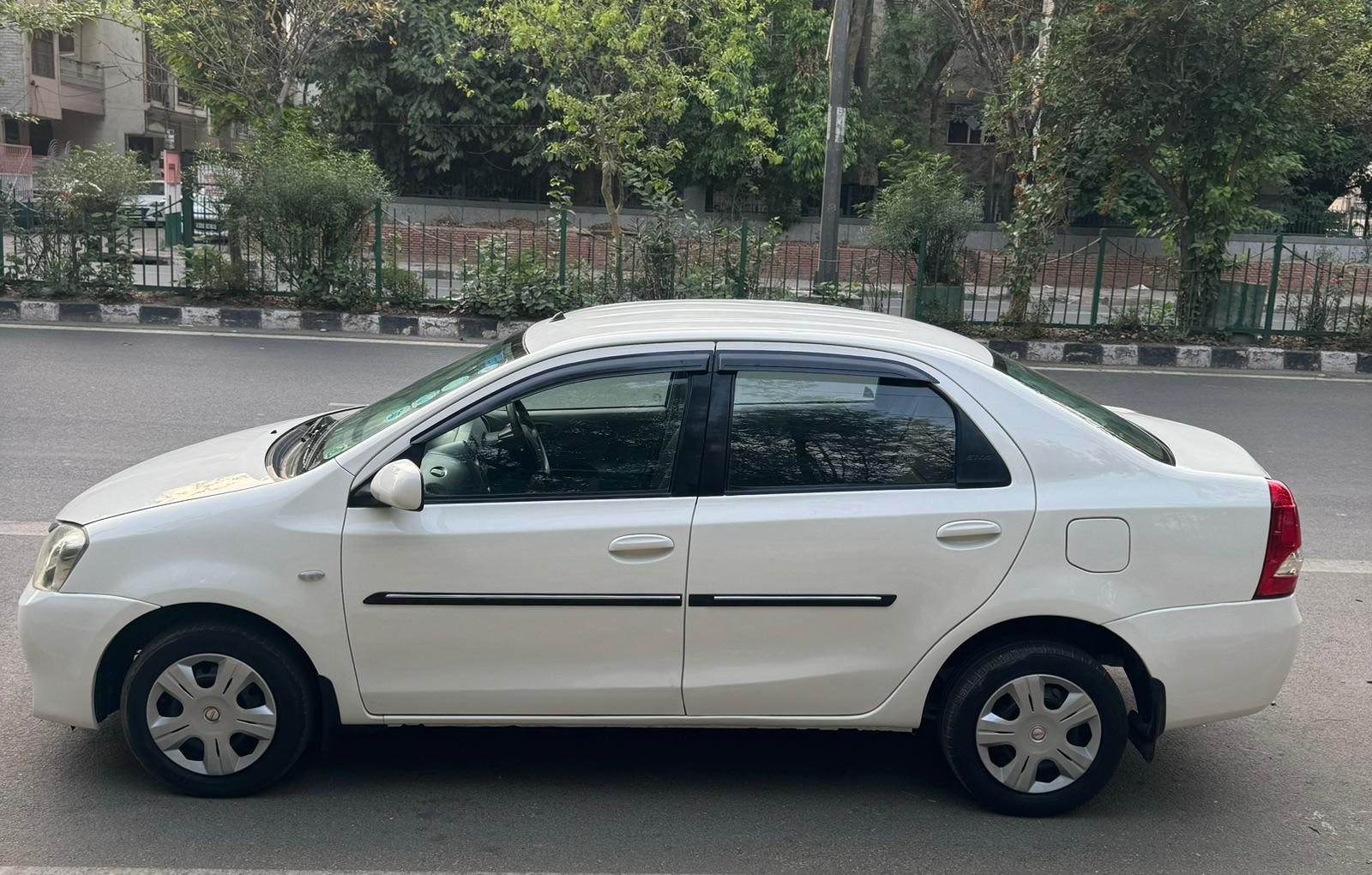 ETIOS G PETROL 2011 53000 WSR