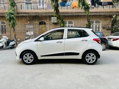 2016 I10 GRAND SPORTS PLUS 26000 KMS