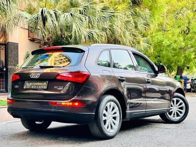 Audio Q5 with sunroof model 2015 diesel running 88k HR number