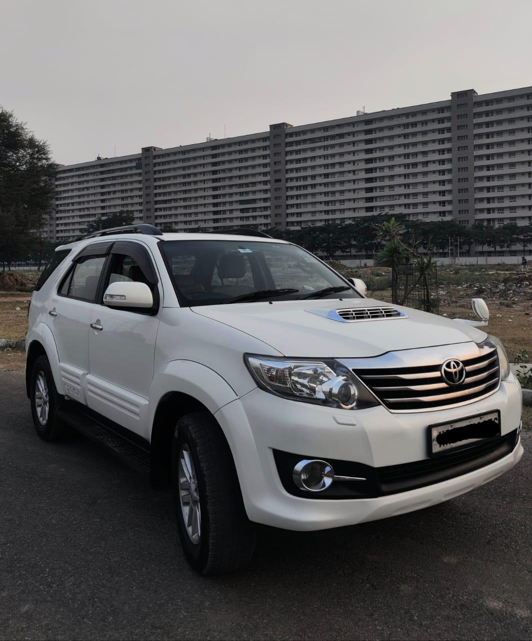 Fortuner 2014 model Brand new condition 2nd owner contact number 7009726922