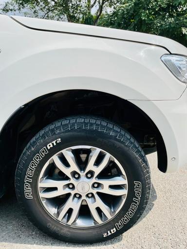 Ford endeavour 2018 model