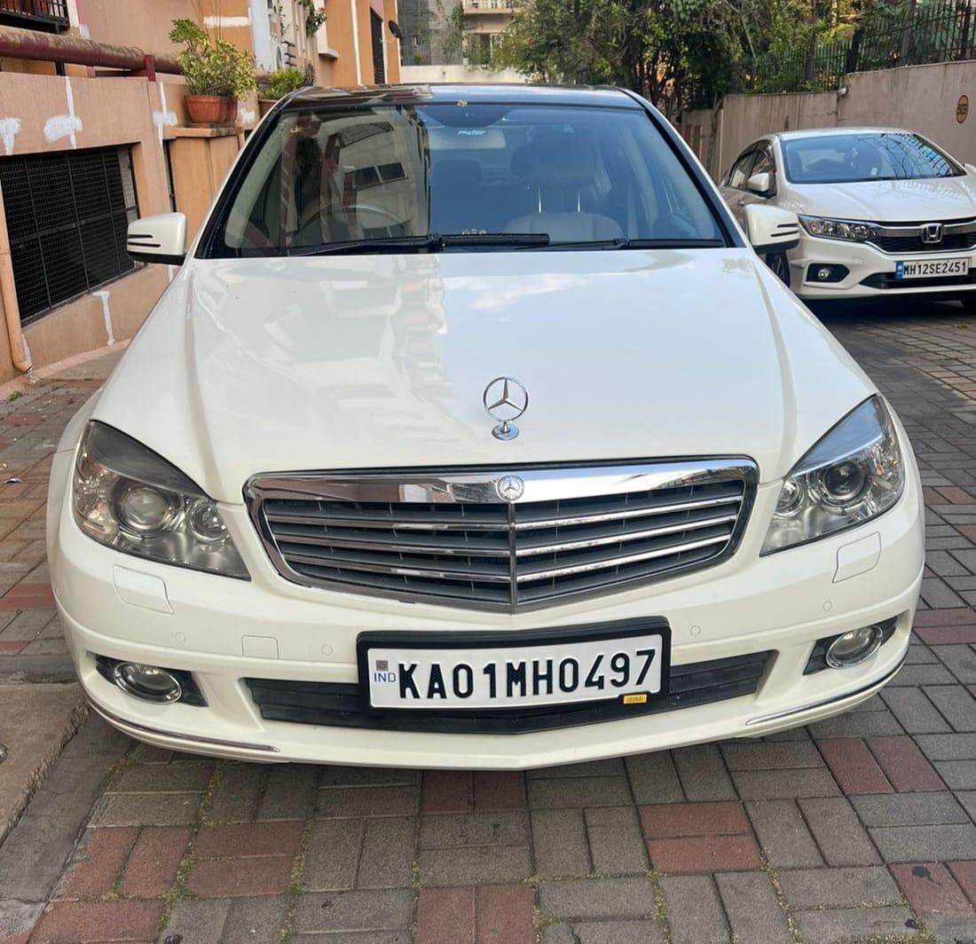 2010/11, Mercedes Benz C200 CGI (Automatic) with Sunroof