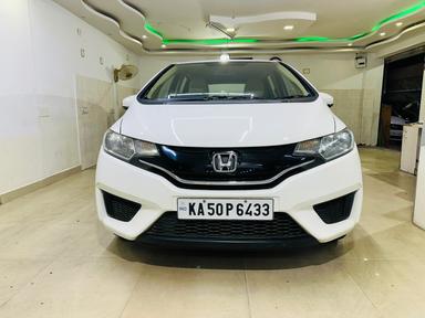 HONDA JAZZ S MT DIESLE 2015