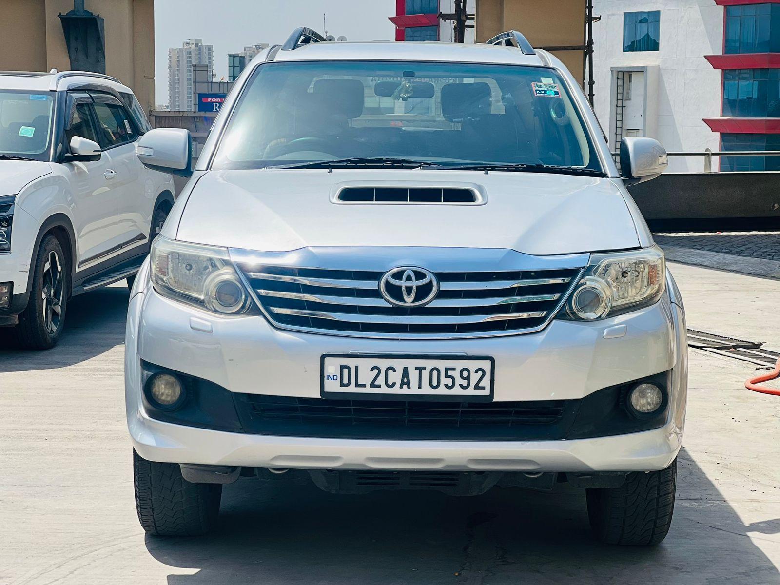 2014 Fortuner 4X2 Auto Diesel DL