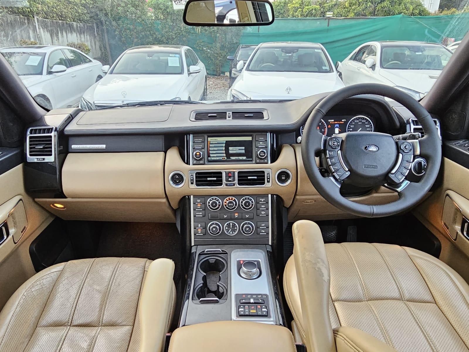 Range Rover Vogue SE