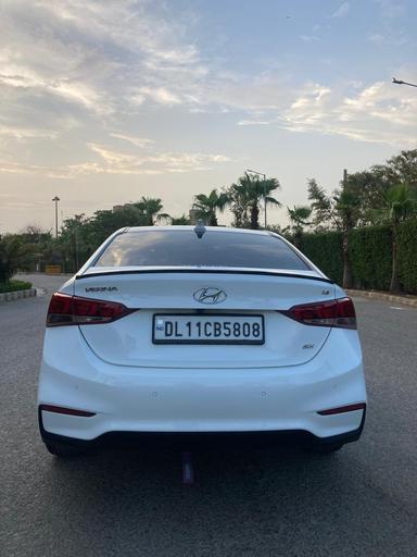 Hyundai Verna