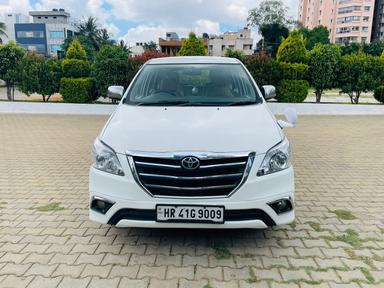 Toyota Innova 2014 Diesel 2.5Ltr V Top End