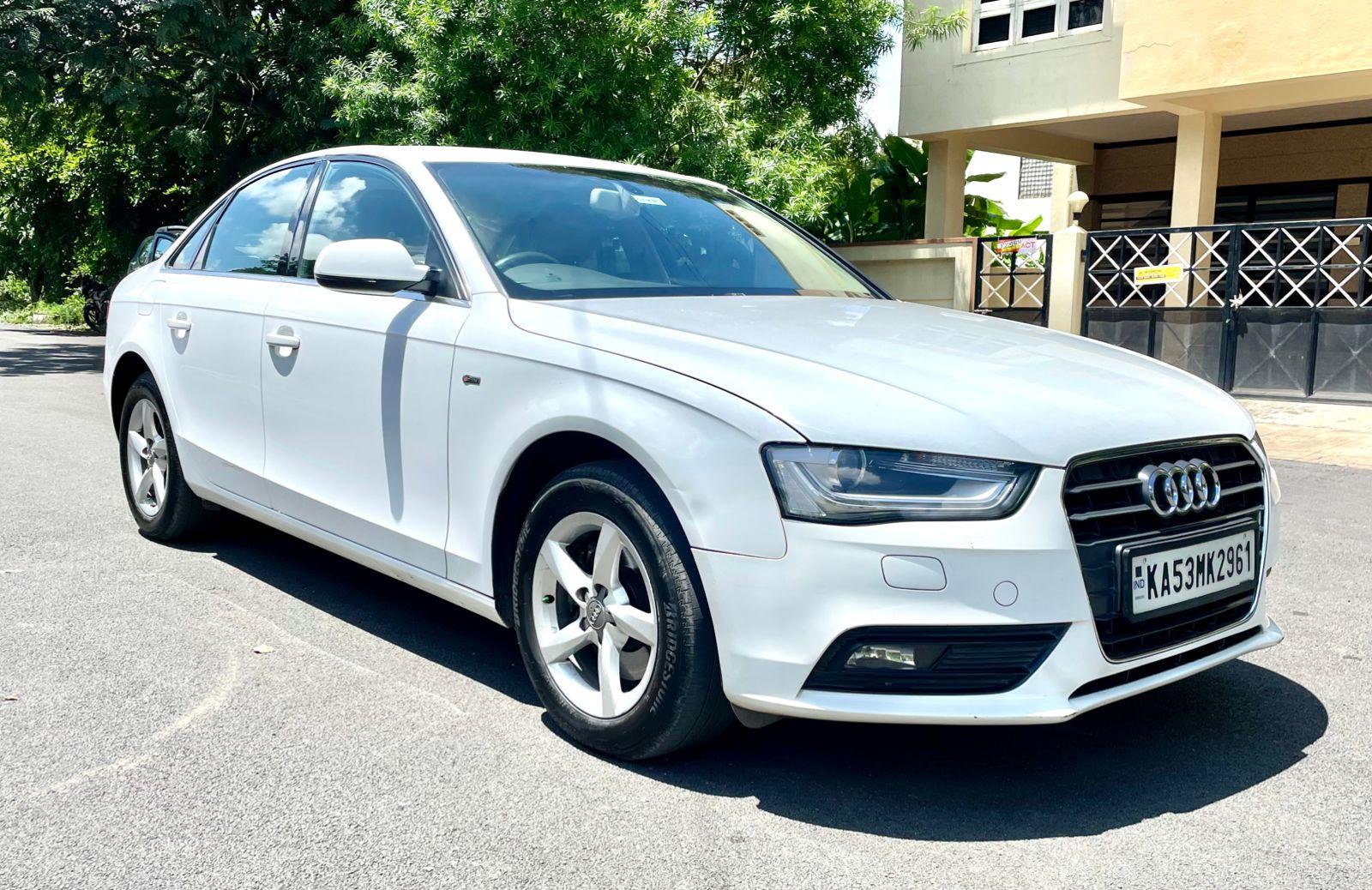 Audi A4 2.0 TDI S Line