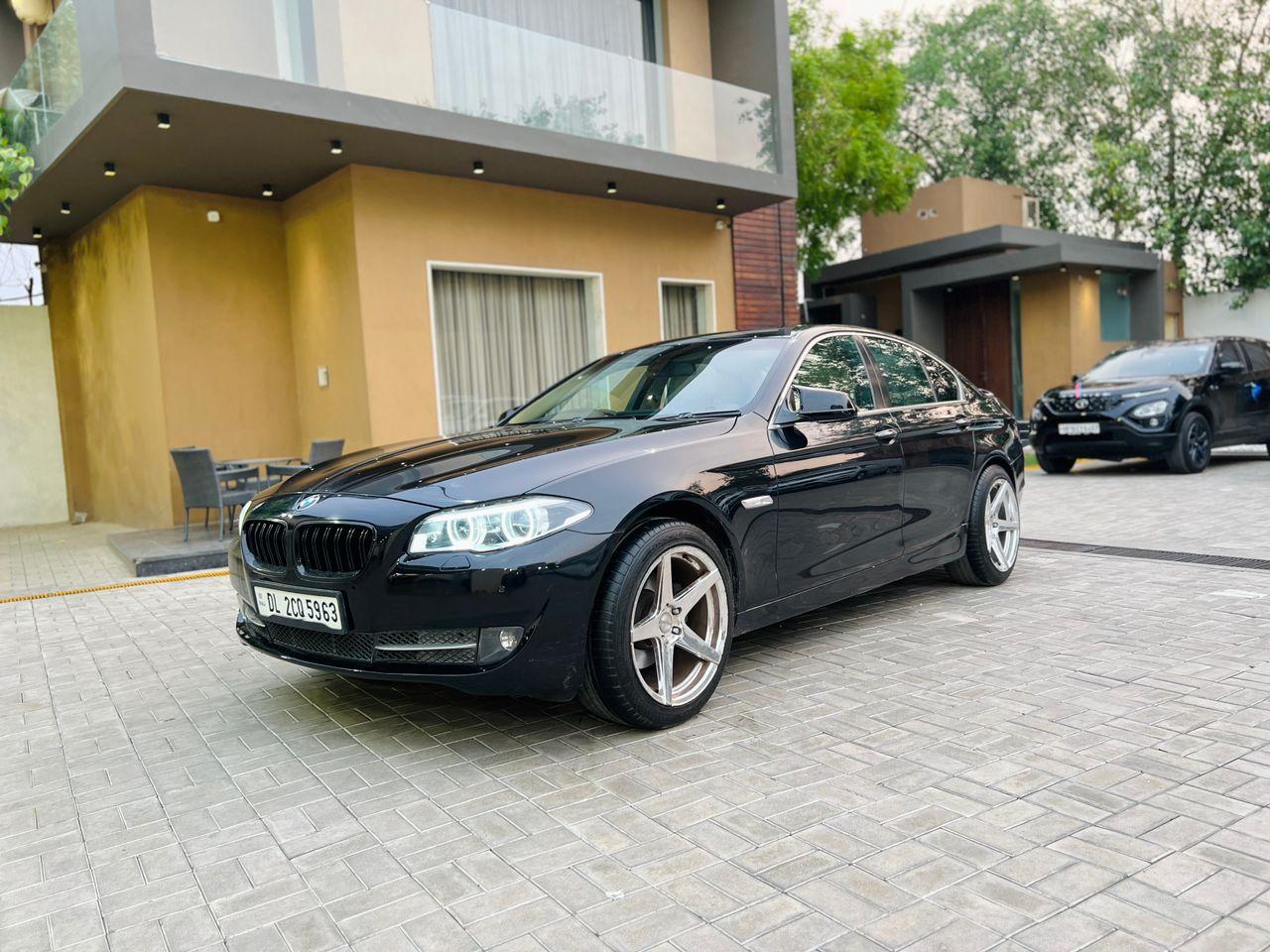 BMW 5 SERIES 2010