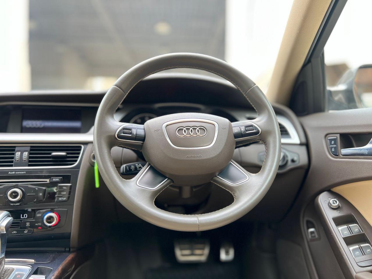 AUDI A4 2015