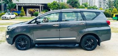 Innova Crysta 2018 Diesel 2.4Ltr V