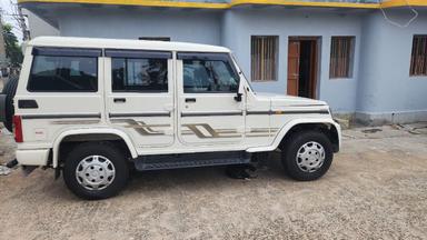 Mahindra Bolero B6 Optional