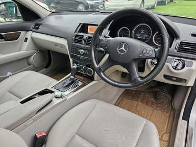 MERCEDES C200