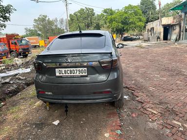 Tata tigor