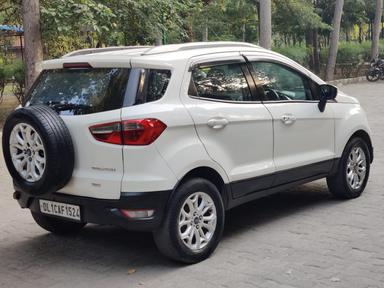 2016 Ford Ecosport Titanium (O)