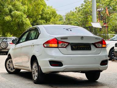 Maruti Ciaz VDI+ Diesel model 2014 running 67k DL number