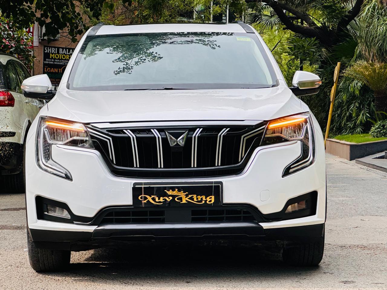 Mahindra XUV 700 AX7 MT Model 2022 running 68k DL number