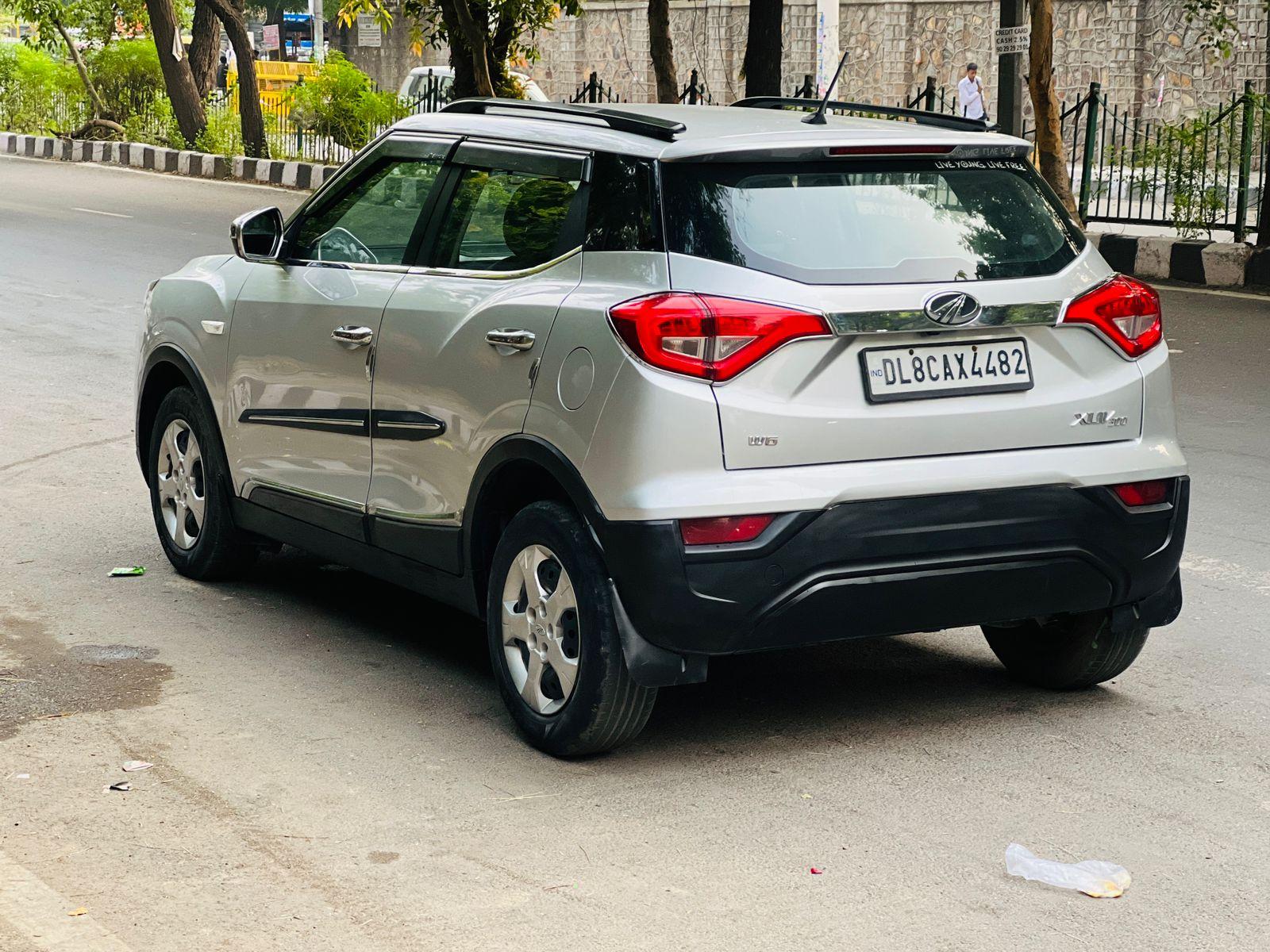 2019 XUV 300 W6 MANUAL DIESEL DL