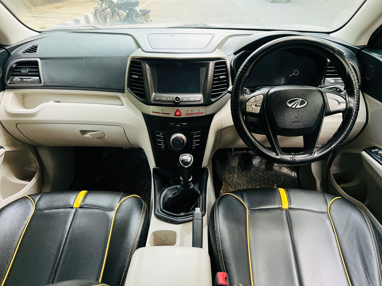 2019 XUV 300 W6 MANUAL DIESEL DL