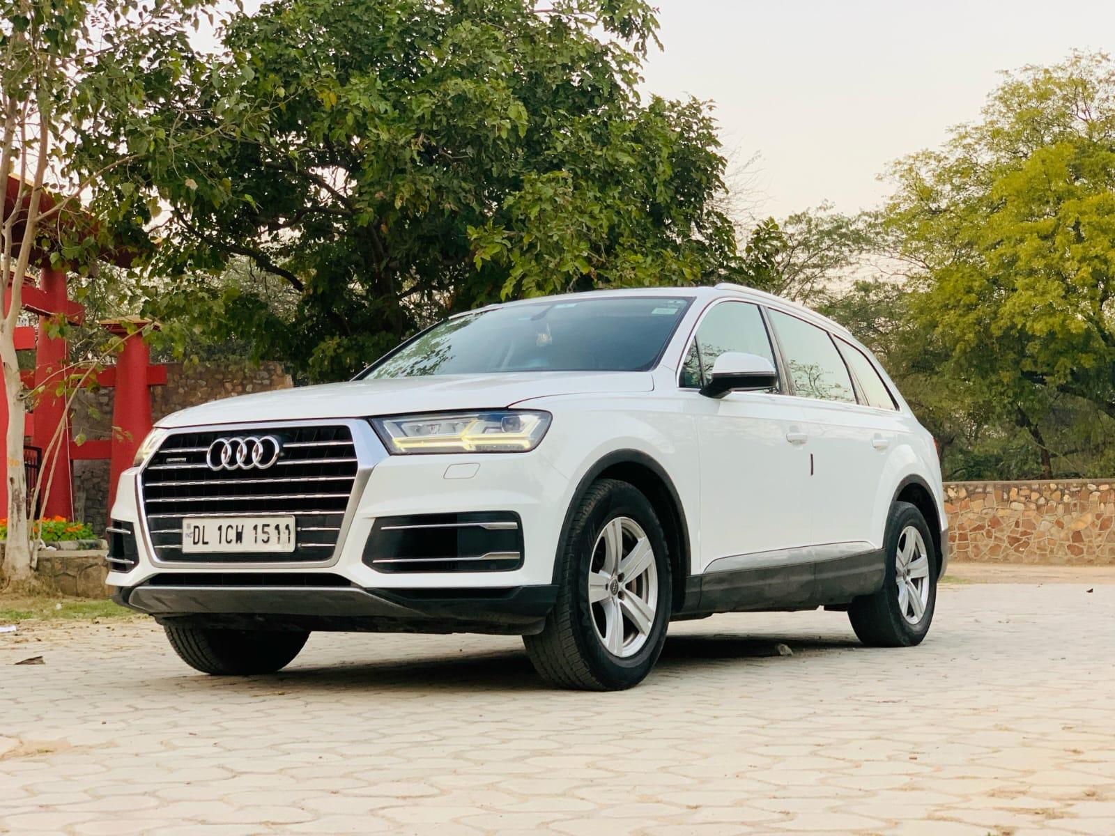 AUDI Q7