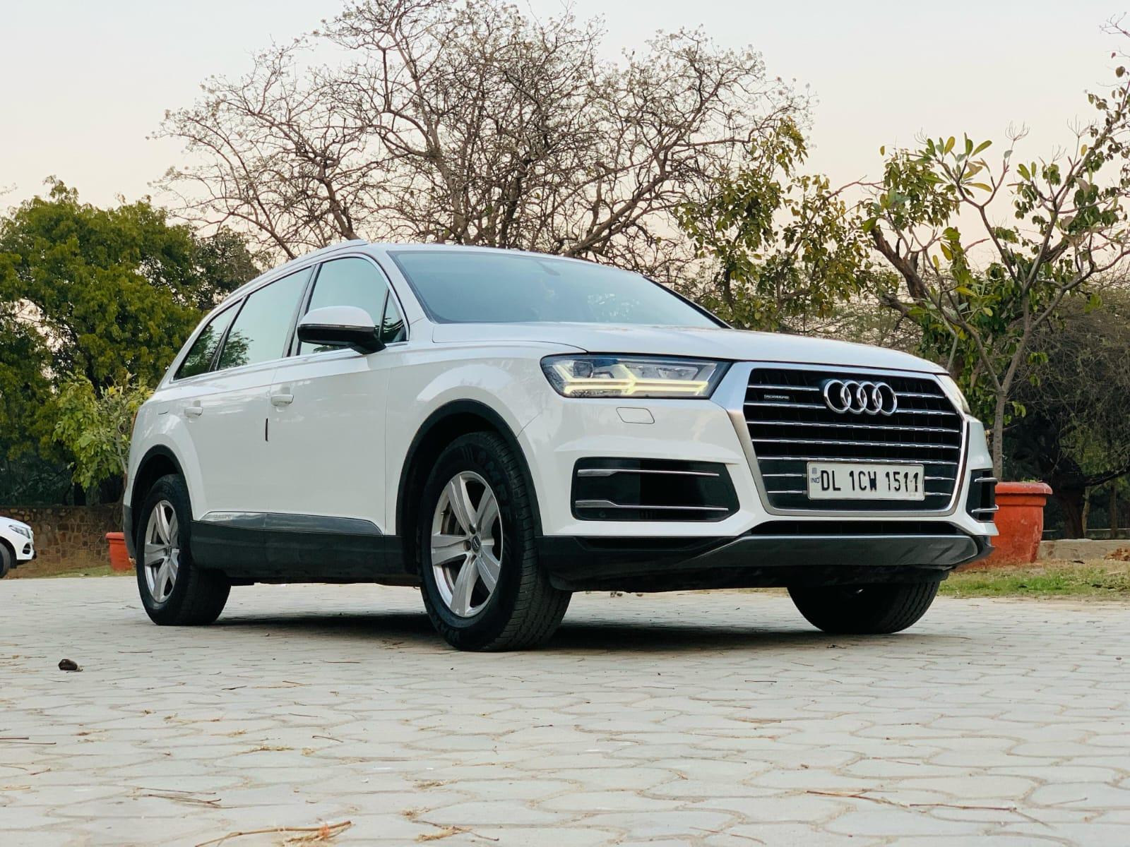 AUDI Q7