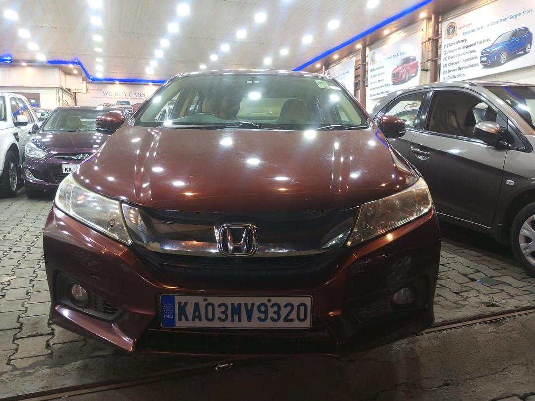 HONDA CITY PETROL MODEL 2015