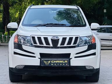 Mahindra XUV w6 model 2015 running 63k HR number