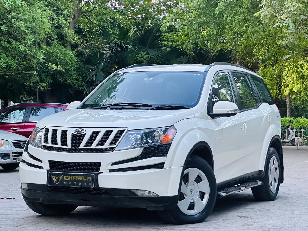 Mahindra XUV w6 model 2015 running 63k HR number