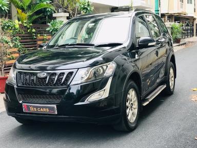 MAHINDRA XUV 500 R FWD  W8