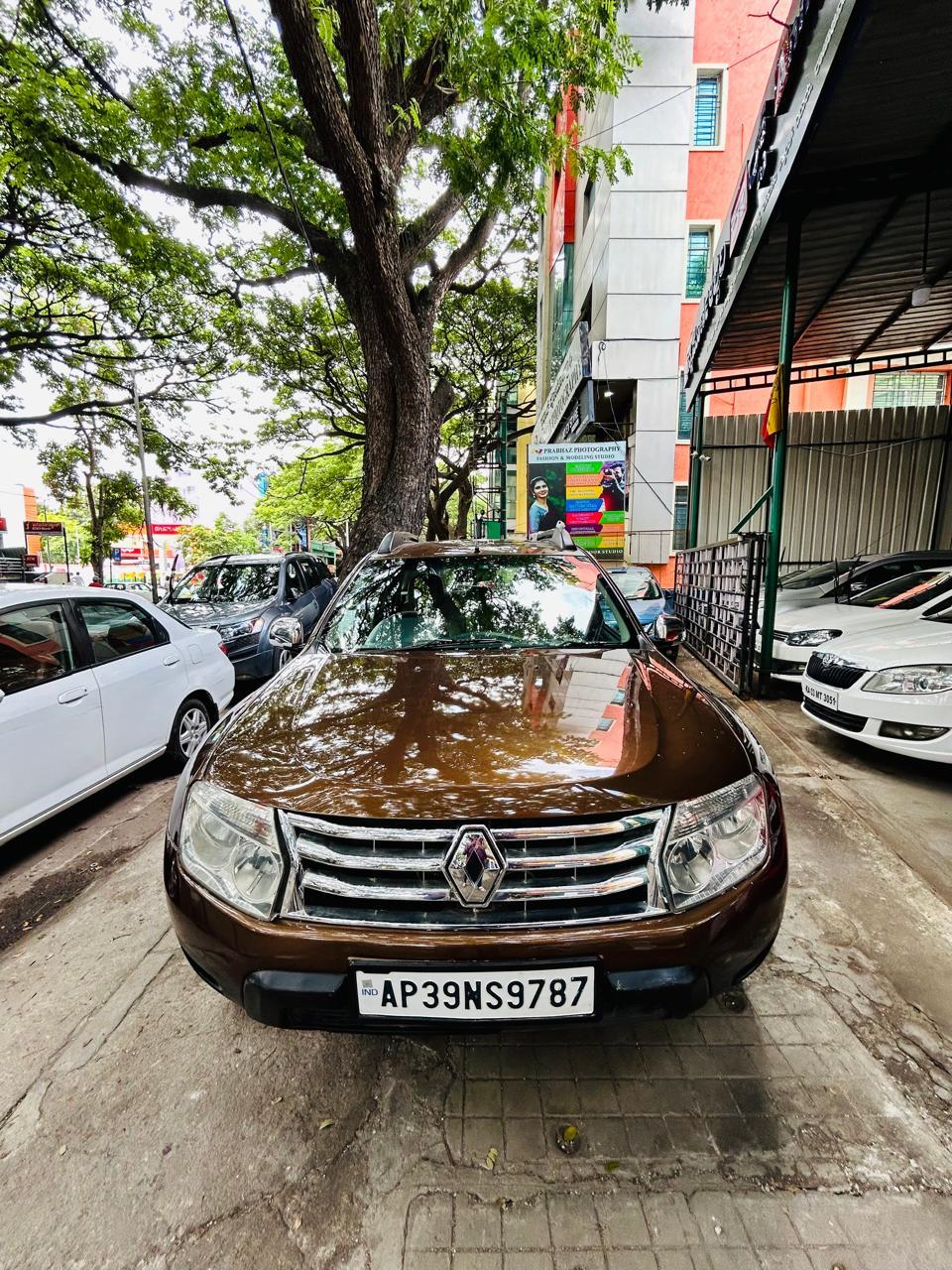 Renault Duster RxL 85PS 2013