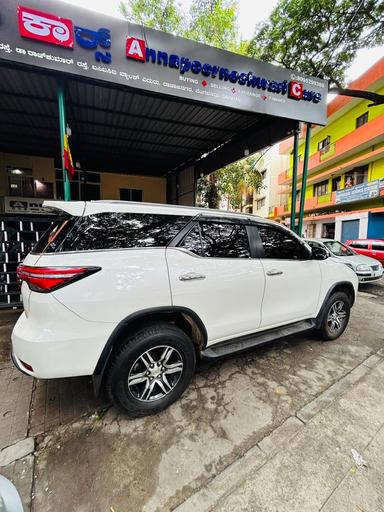 Toyota fortuner 4x2 AMT 2022