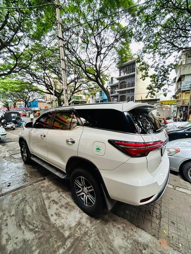 Toyota fortuner 4x2 AMT 2022