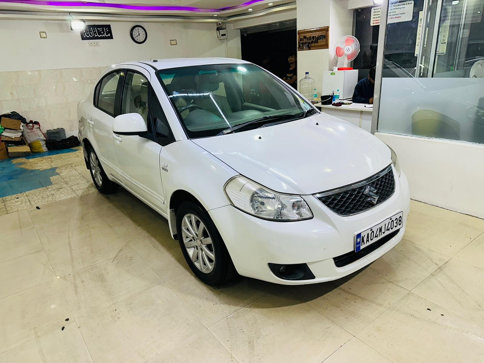 MARUTI SX4 ZXI MT 2010