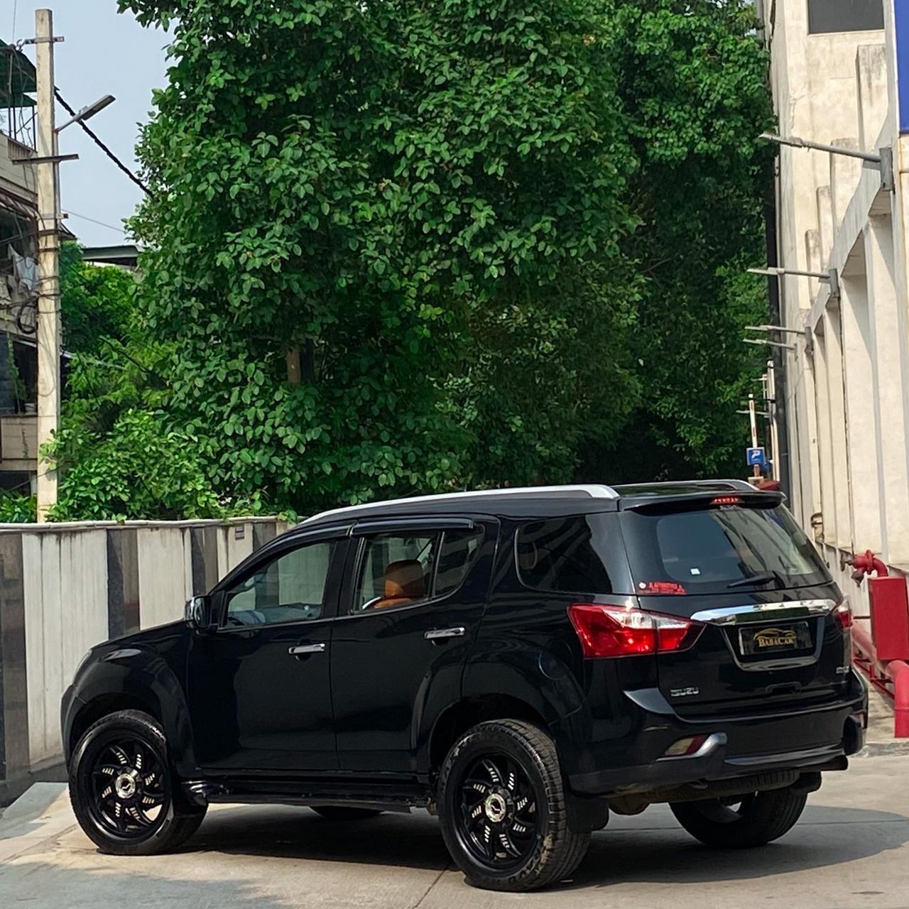 Isuzu mux7 2017 Haryana registration