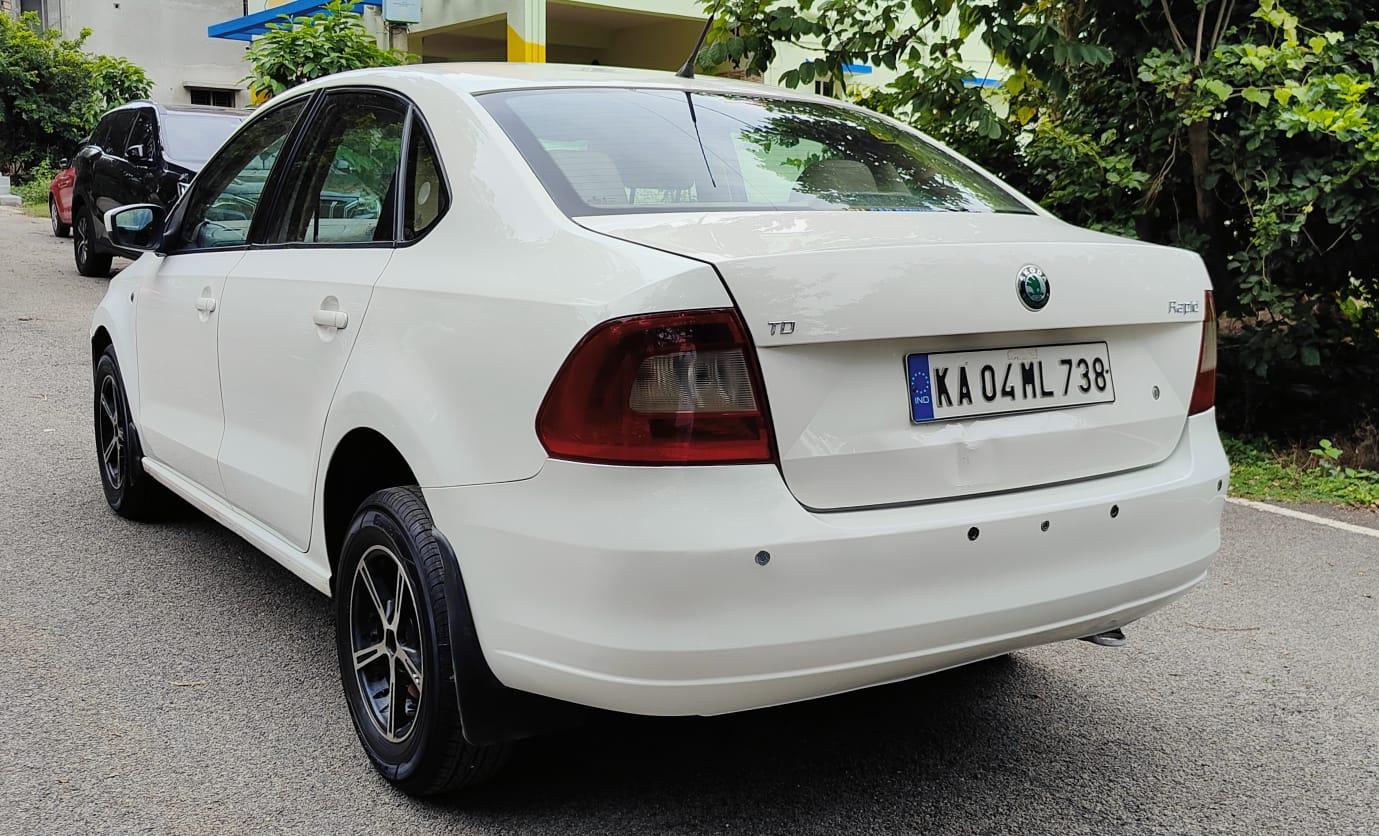 Skoda Rapid 1.6 Ambition TDI