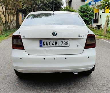 Skoda Rapid 1.6 Ambition TDI