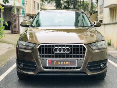 AUDI Q3 2.0 TDI