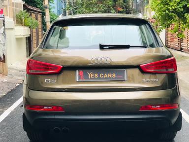 AUDI Q3 2.0 TDI