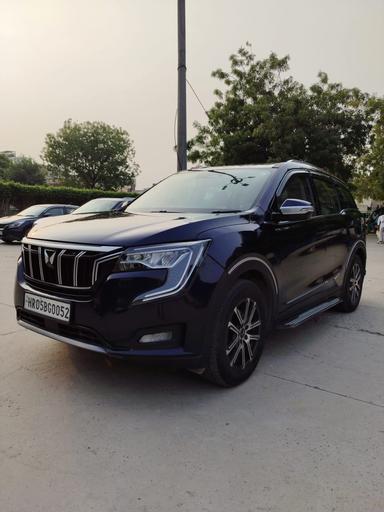 MAHINDRA XUV 700 A/T 4X4