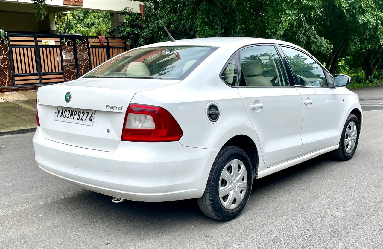 Skoda Rapid 1.6 Ambition TDI