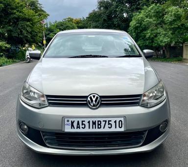 Volkswagen Vento Highline 1.6 MPI AT