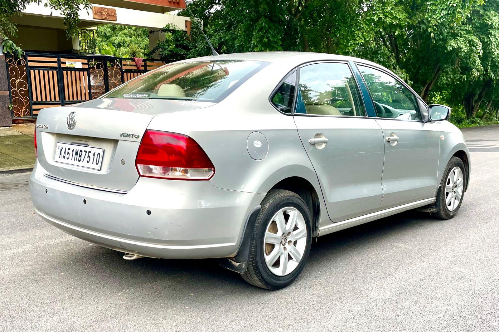 Volkswagen Vento Highline 1.6 MPI AT