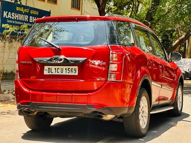 Mahindra XUV500 2015 Diesel 2.2Ltr W10 Top End