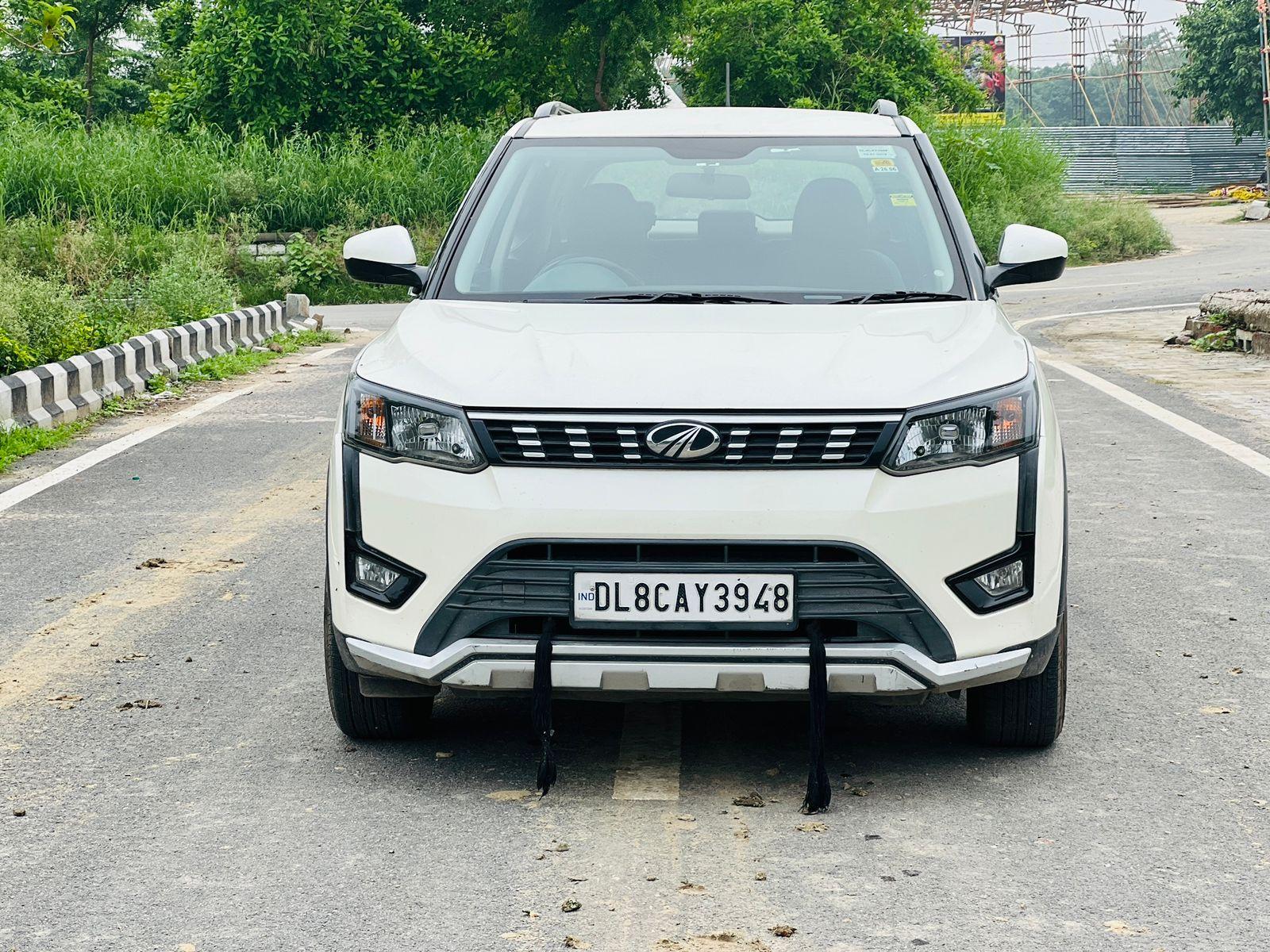 2019 XUV 300 W6 DIESEL MANUAL DL